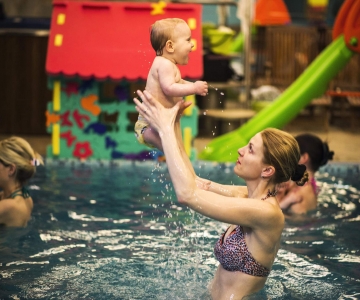 Infant and toddler swimming